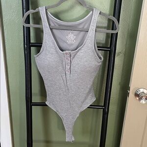 Klassy Network Gray Ribbed Top